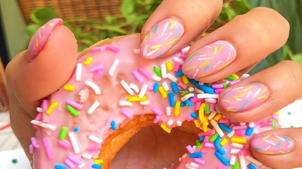 Doughnut Nails